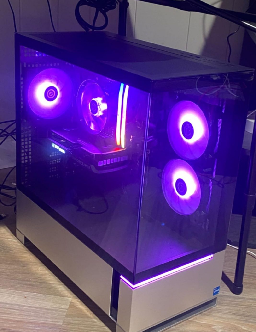 CyberPowerPC Gamer Xtreme GXiVR8060A24 Review - GeeksDigit.Com